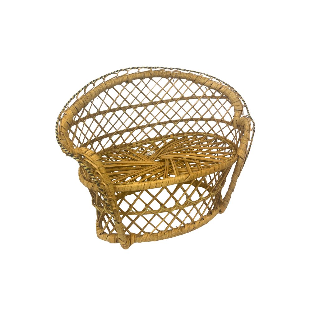 Rotan Retro Peacock Playdoll Sofa – 24 x 14 x 25 cm